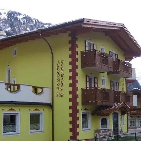 Hotell Albergo Centrale Canazei